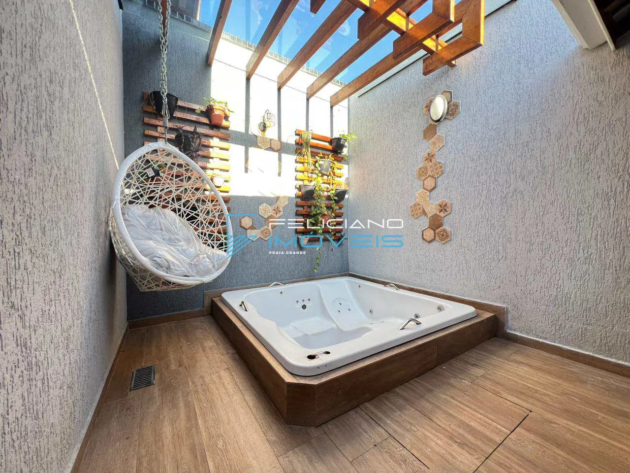 Imagem Casa com 3 quartos, Caiçara, Praia Grande - R$ 998 mil, Cod: 4739