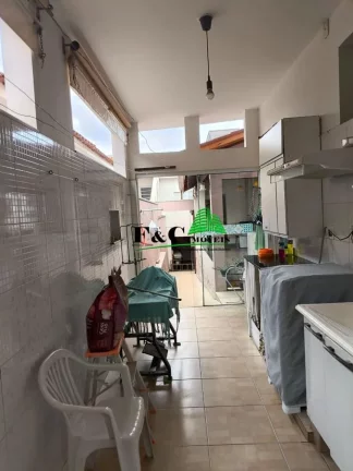 Imagem Casa / Sobrado para Venda em Limeira, Vila Queiroz, 3 dormitórios, 2 suítes, 3 banheiros, 2 vagas