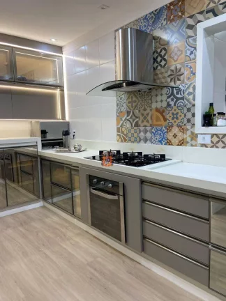 Imagem Apartamento com 4 dormitórios à venda, 233 m² por R$ 1.590.000,00 - Vila Guilhermina - Praia Grande/SP