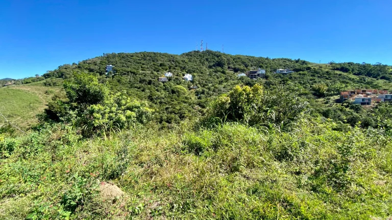 Imagem Terreno à venda em Garopaba-SC, bairro Ferraz, 810m² de área - Oportunidade única!