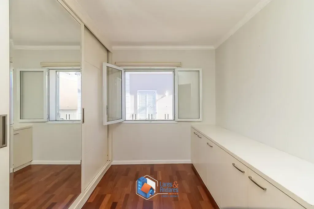 Imagem Casa em Condomínio à venda 4 Quartos 2 Suites 3 Vagas 320M² Jardim Cordeiro São Paulo - SP