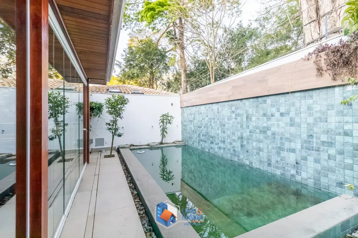 Imagem Casa no condomínio Condomínio Village Place para venda com 4 quartos, sendo 3 suítes, 402m²