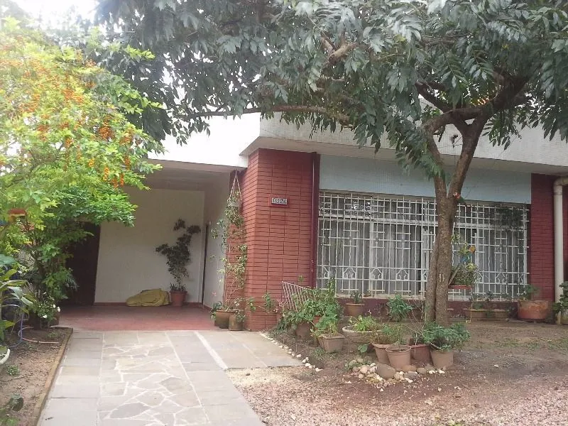 Casa para Venda - 330m², 4 dormitórios, Menino Deus