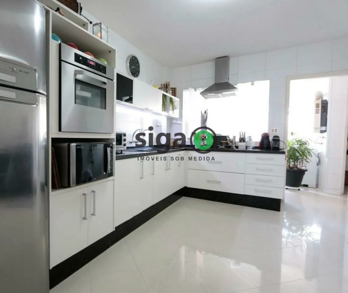 Imagem Apartamento Real Parque, 3 dorm, 3 suítes, 4 vagas, 220m².
