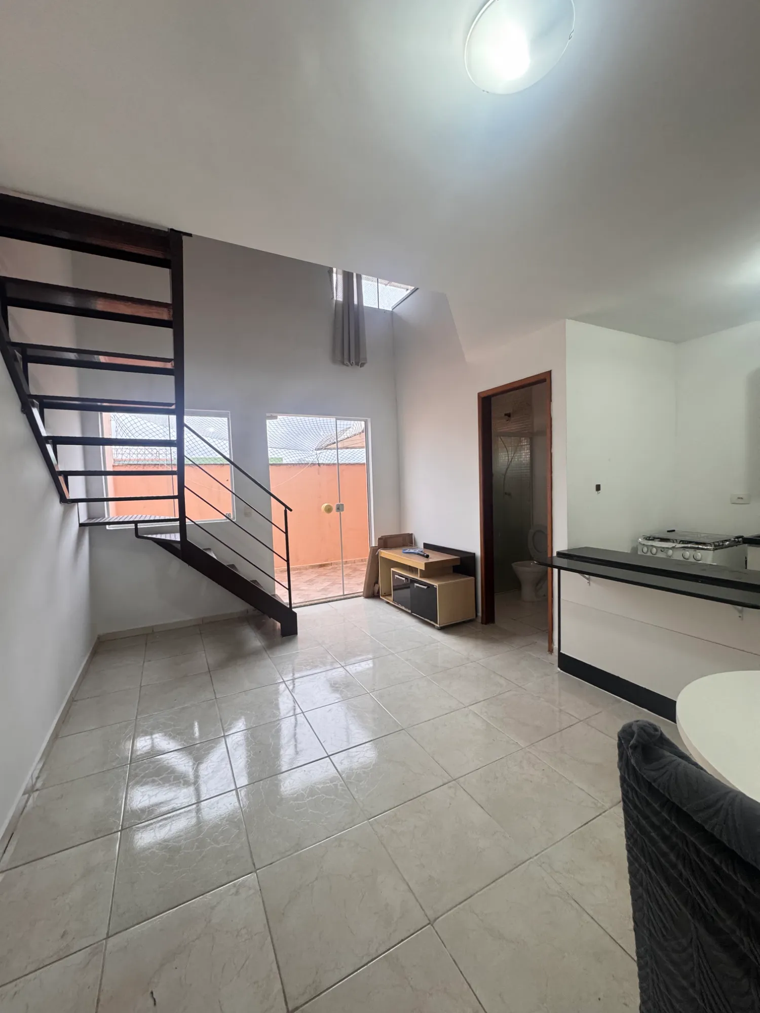 Imagem Flat com 1 Quarto à Venda, 44 m² em Jardim Britânia - Caraguatatuba