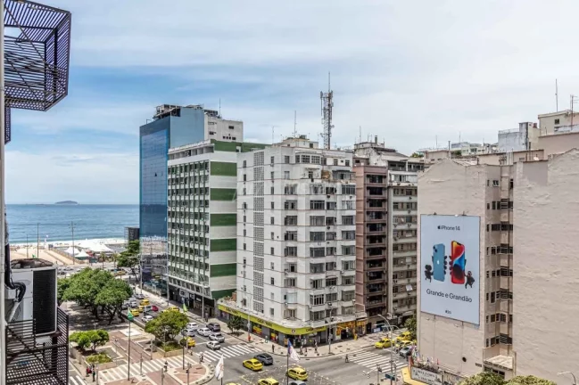 Imagem Conforto e Luxo à Beira-Mar em Copacabana - Visite Agora!