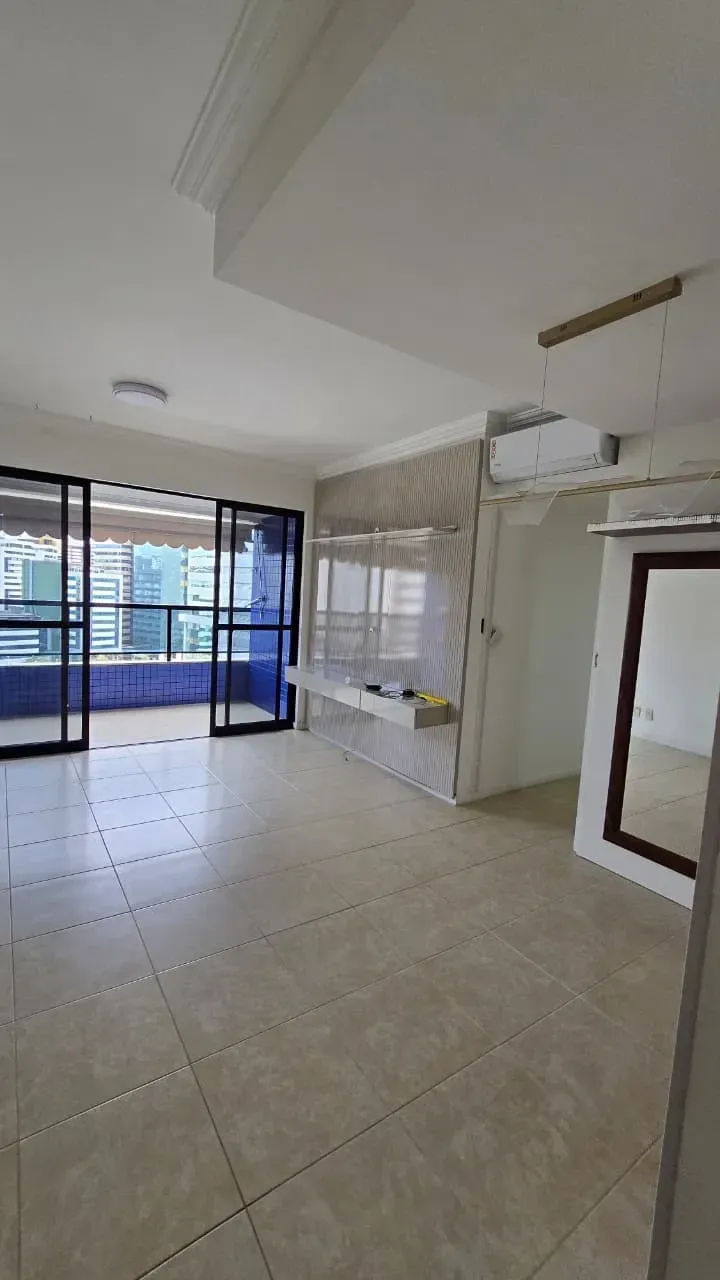 Imagem Apartamento com 3 Quartos à Venda ou Locação, 79 m² em Stiep - Salvador
