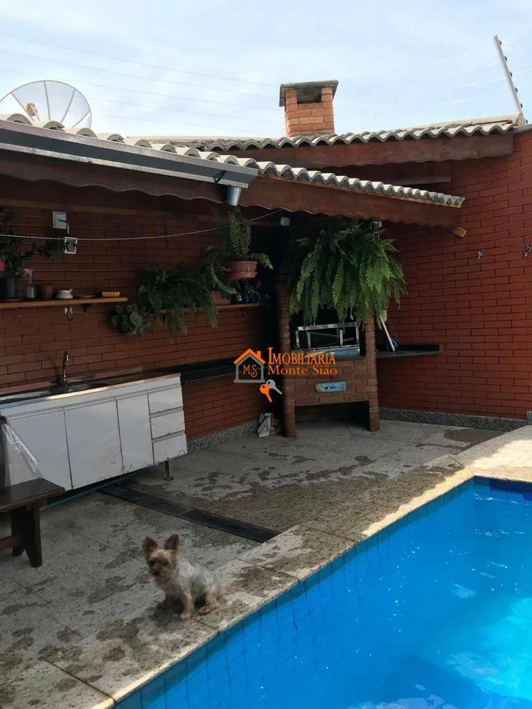 Imagem Sobrado com 3 dormitórios à venda, 375 m² por R$ 3.180.000,00 - Cidade Maia - Guarulhos/SP
