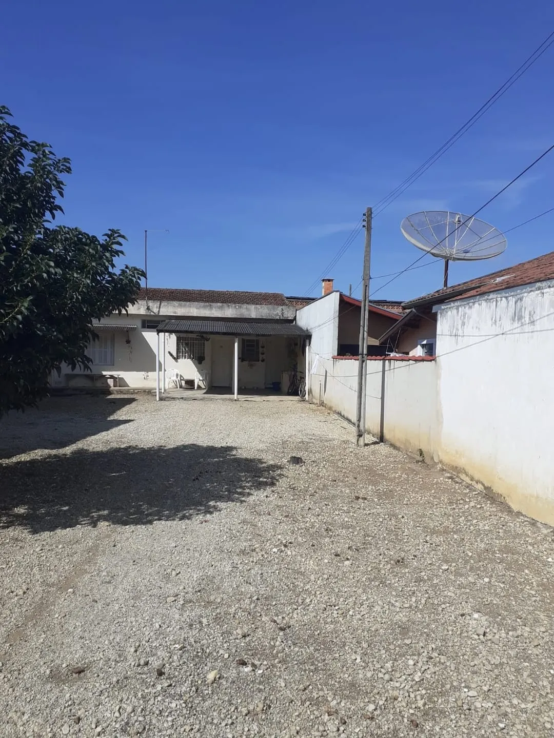 Imagem Casa à venda 1 Quarto, 1 Vaga, 260M², Parque São Domingos, Pindamonhangaba - SP
