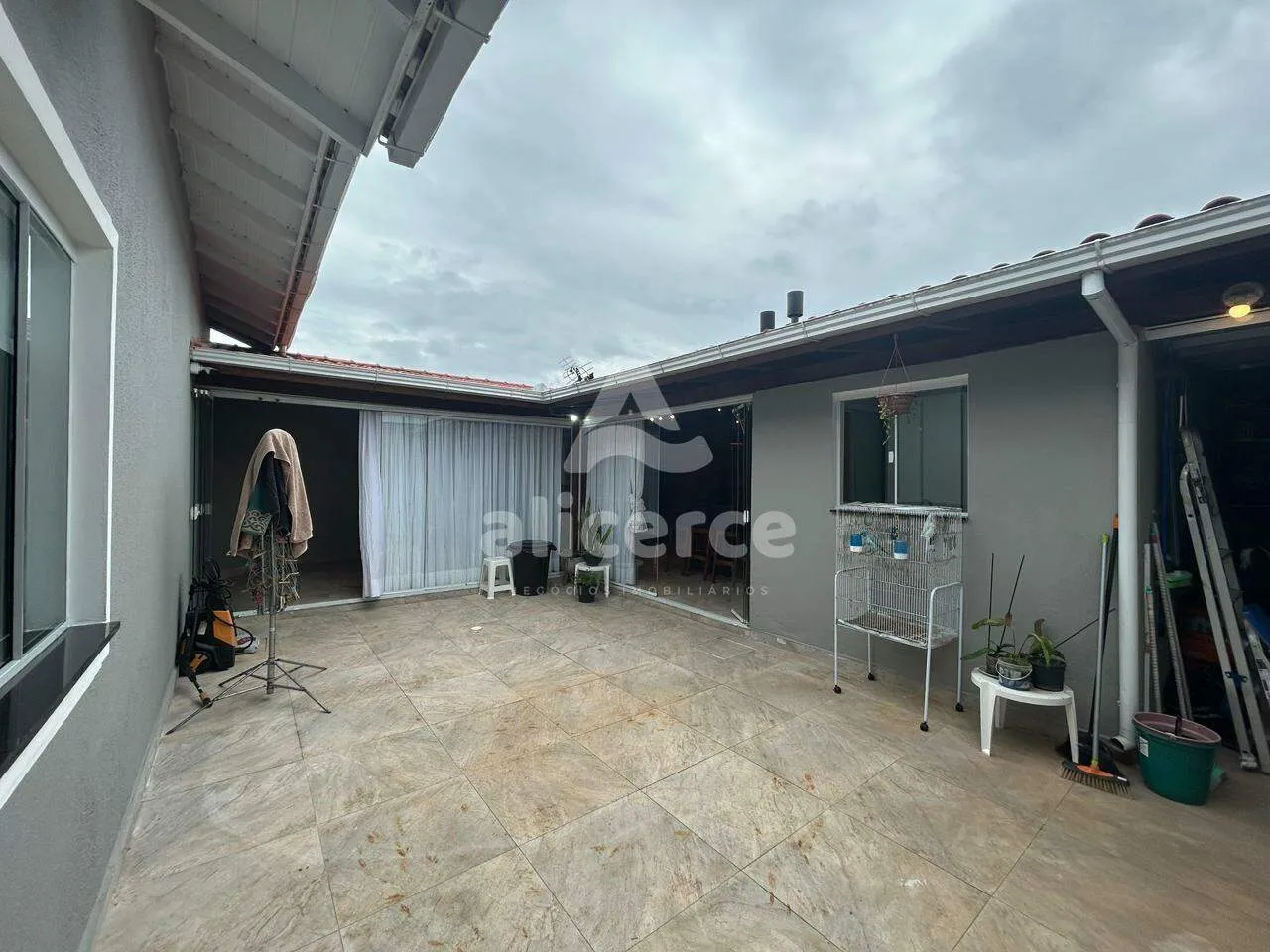 Imagem Casa à venda com 2 quartos , 87m² em Forquilhas São José
