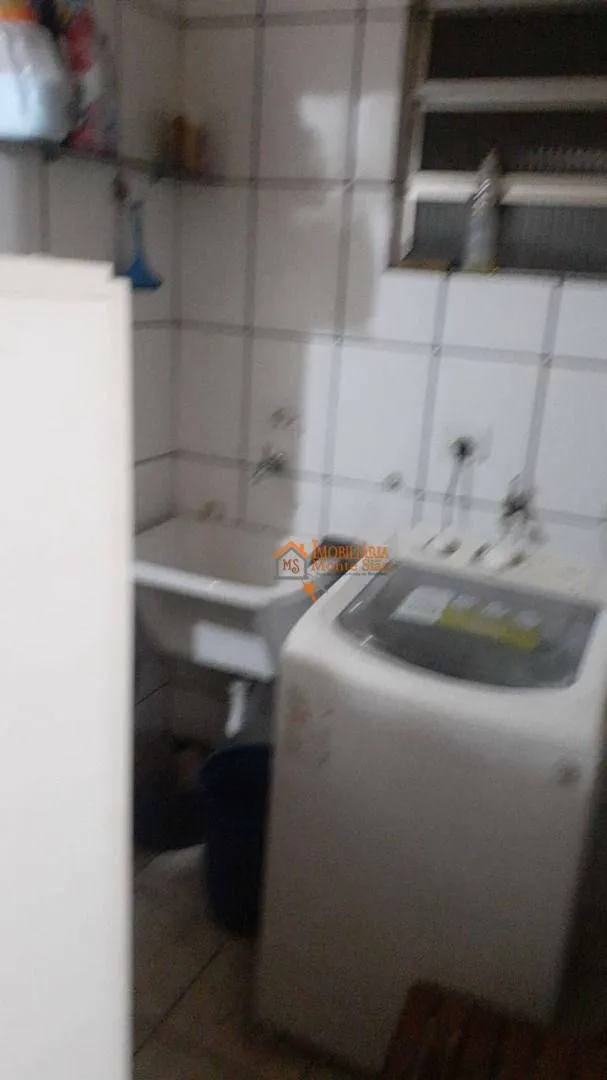 Imagem Sobrado com 3 dormitórios à venda, 206 m² por R$ 490.000,00 - Jardim Almeida Prado - Guarulhos/SP