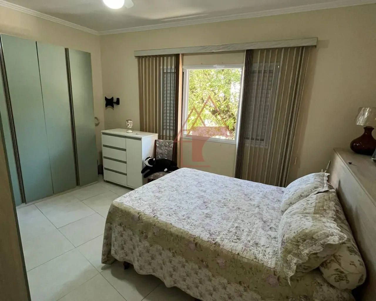 Imagem Sobrado com 3 Quartos à Venda, 156 m² em Aparecida - Santos