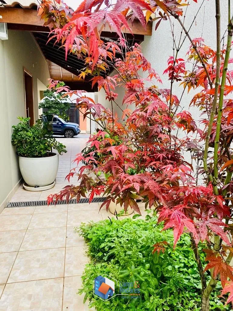 Imagem Casa para venda em Planalto Paulista com 3 quartos, sendo 1 suíte, 320m²