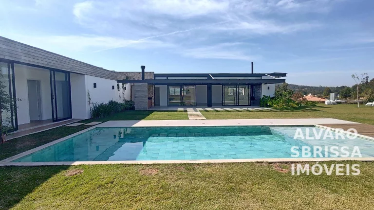 Foto do imóvel Casa térrea com piscina e 5 suítes no Condomínio Terras de São José II em Itu SP ac:550m2 at:2.131m2 muito bem localizada no condominio
