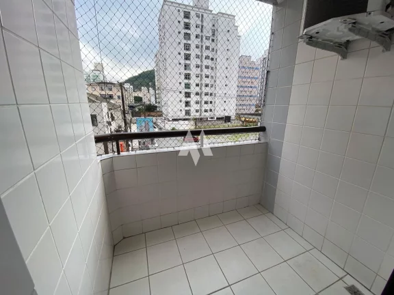 Imagem Apartamento 2 dormitórios, com vaga e lazer no prédio.Quadra da praia do Itararé, São Vicente/SP