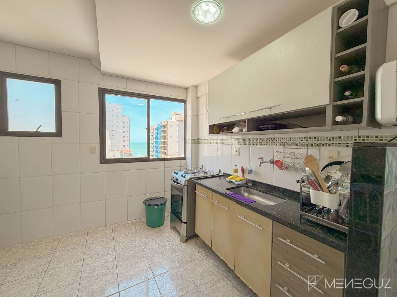 Imagem Porteira Fechada: 3 Quartos, Vista Mar e a 2 Quadras da Praia
