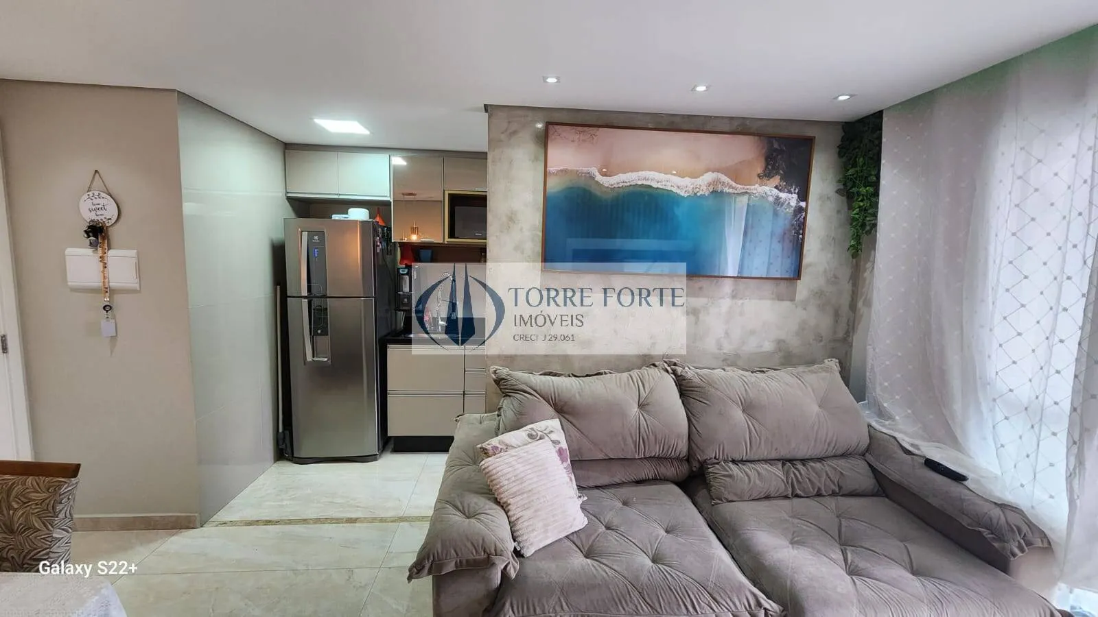 Imagem Apartamento de 2 dormitórios com sacada na Vila Carmosina