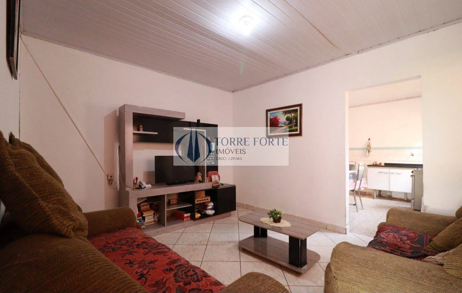 Imagem Ótima casa , 3 dormitorios,1 suíte , 2 vagas com uma edícula nos fundos