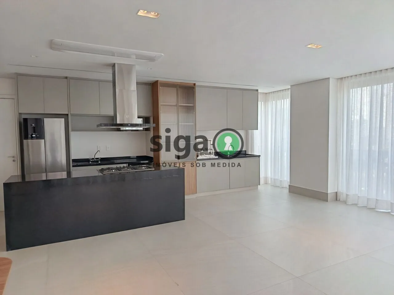 Imagem Apartamento de Alto Padrão à Venda no Itaim Bibi, Rua Macurapé, 43, 3 Suítes, 2 Vagas
