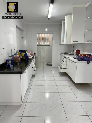 Imagem Apartamento super espaçoso, frente mar à venda em São Vicente!