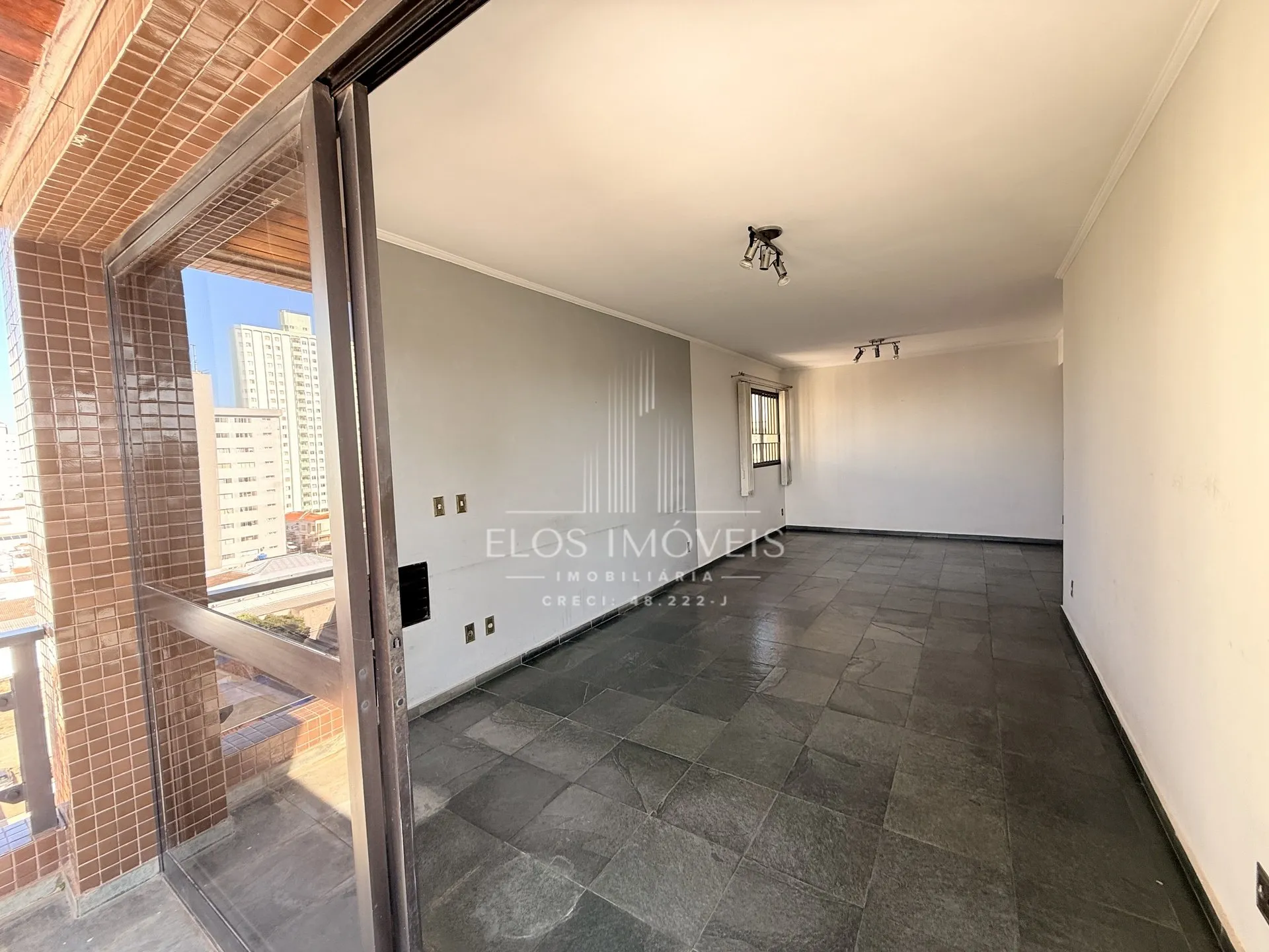 Imagem Apartamento de 5 quartos, 293m² no bairro Centro, em Limeira