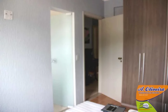 Imagem Cobertura duplex com 03 Dormitórios - 300 metros metros da praia.