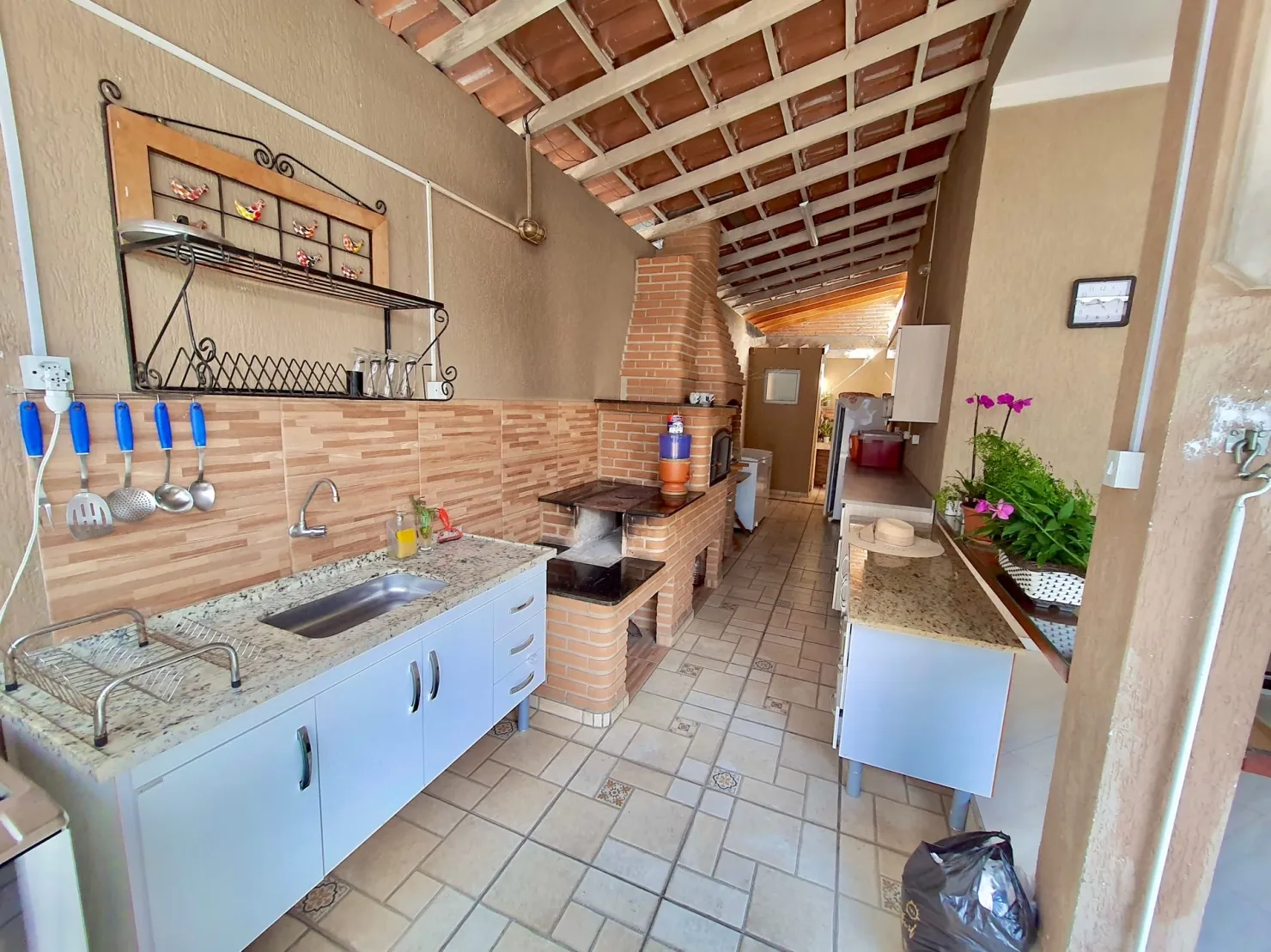 Imagem Casa à venda 3 Quartos, 1 Suite, 150M², Jardim Santa Cecília, Pindamonhangaba - SP