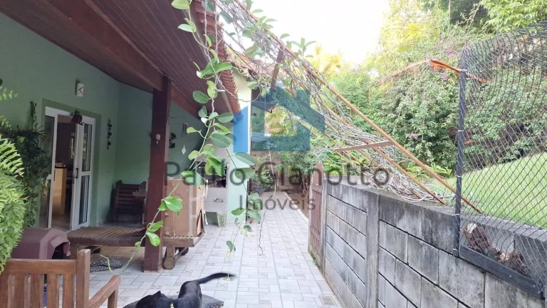 Imagem Casa no Condomínio Parque Paulistano em Cotia