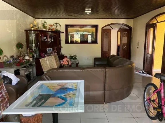 Imagem CASAL IMÓVEIS VENDE CASA MARAMBAIA 5/4 - 3 SUÍTES + PISCINA PRIVATIVA