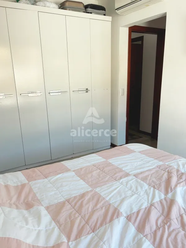 Imagem Sobrado à venda com 3 quartos 1 suíte, 78m² em Potecas São José