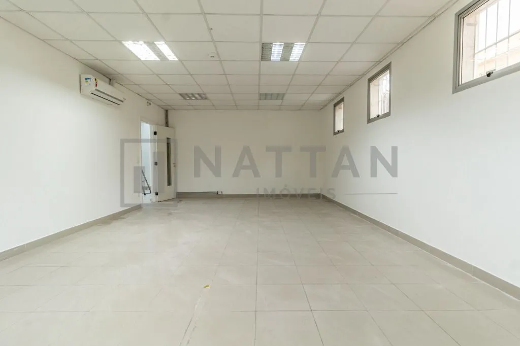Imagem Imóvel comercial à venda no Carrão, com 1.332 m² e 23 salas envidraçadas