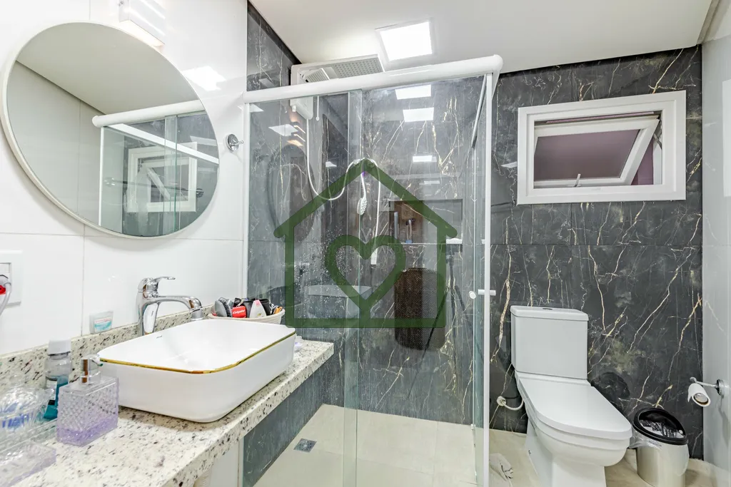 Imagem Casa à venda com exclusividade por Vera Bernardes, localizada no coração da Vila Assunção. Imó...