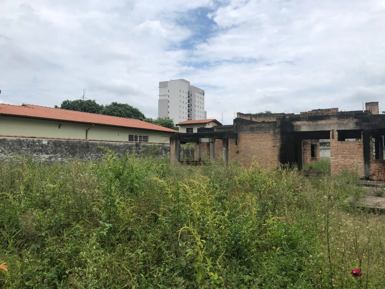 Imagem Terreno à venda 720M², Jardim Residencial Doutor Lessa, Pindamonhangaba - SP