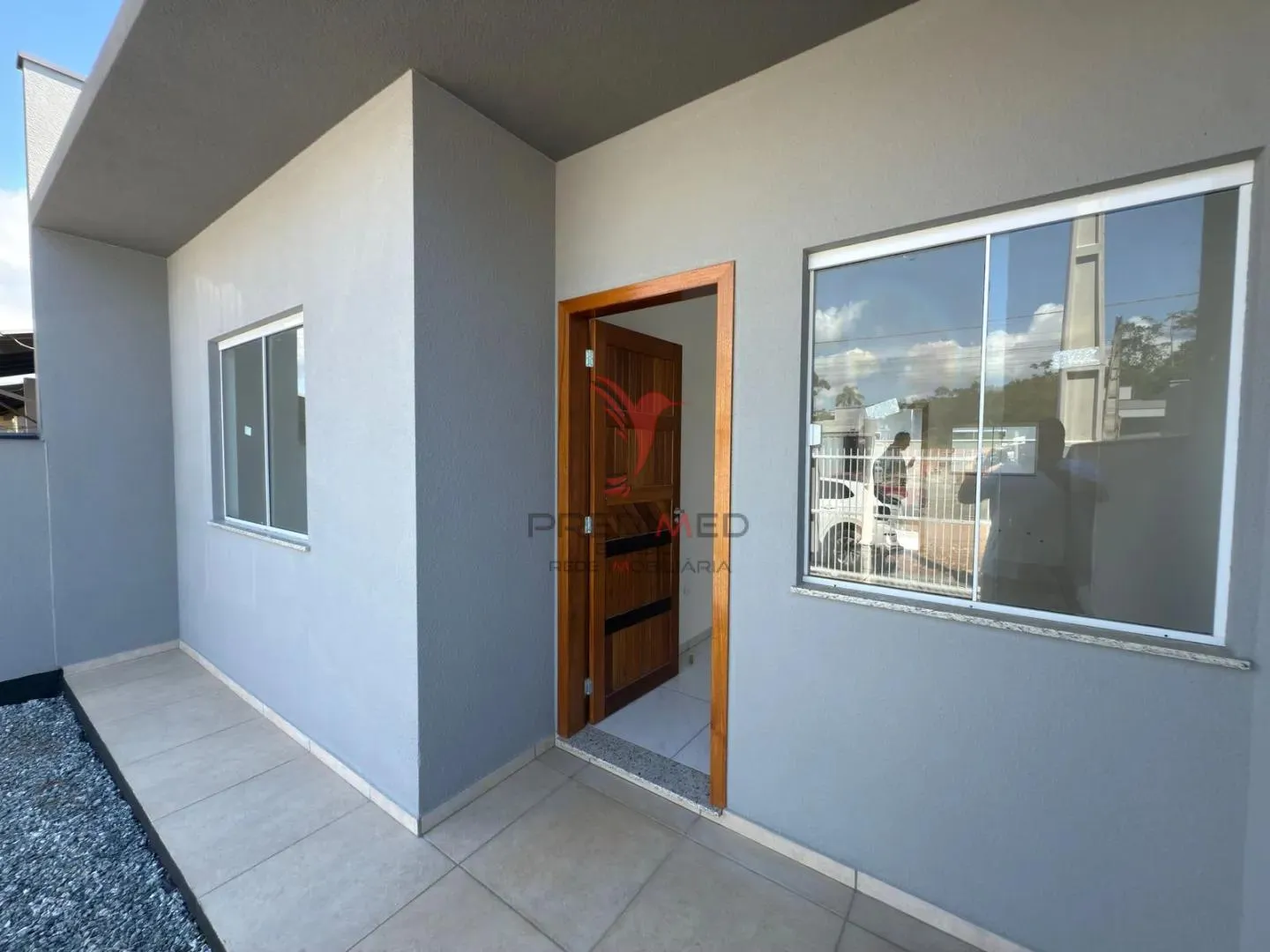 Imagem O Seu Novo Lar no Litoral: Casa Geminada Nova em Barra Velha