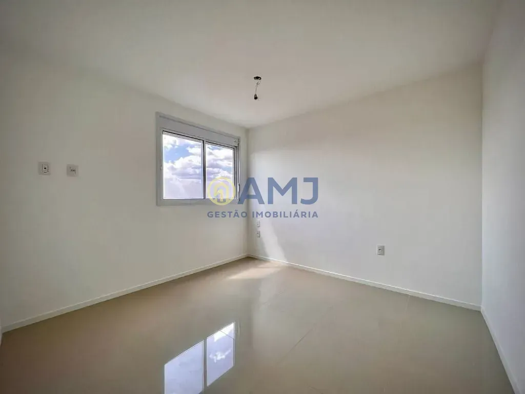 Imagem Oportunidade!!! Apartamento com 3 quartos no Setor Coimbra