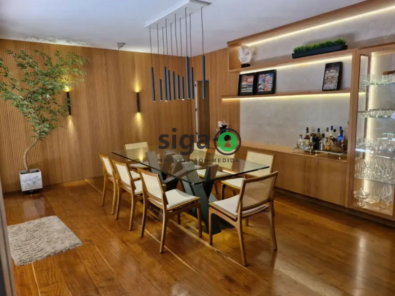 Imagem Residência de Alto Padrão com Projeto Arquitetônico Exclusivo e Eficiência Energética