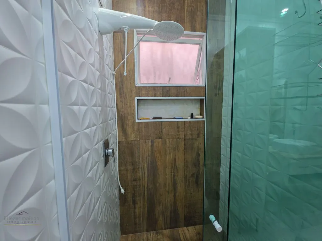 Imagem Casa com piscina, área gourmet a venda próximo ao centro de Poços de Caldas - MG