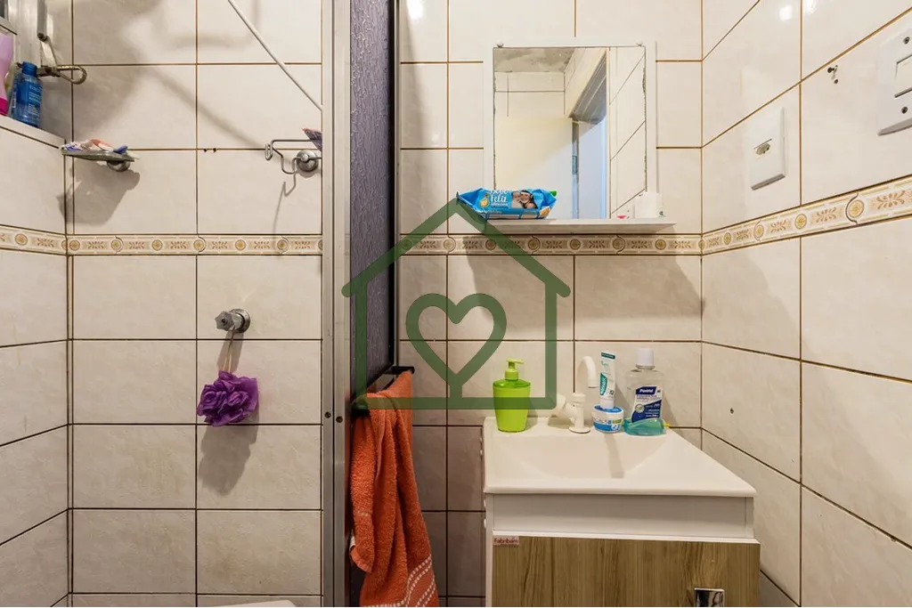 Imagem Descubra seu novo lar no coração de Jardim Itu, Porto Alegre, neste apartamento encantador e em Ó...