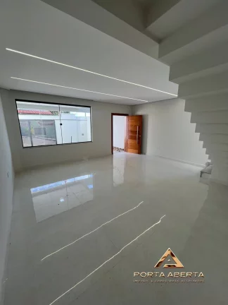Imagem Casa Geminada 03 quartos - Bairro Tiradentes - Ipatinga - cód 1512