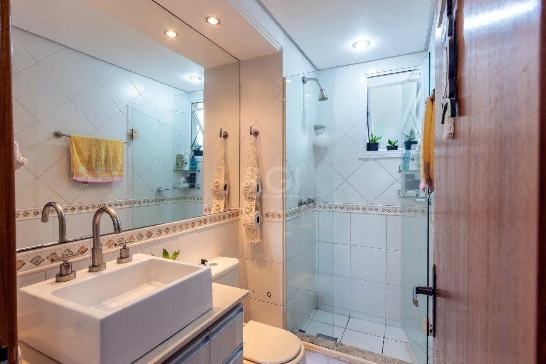 Imagem Apartamento para Venda - 62m², 3 dormitórios, 1 vaga - Nonoai