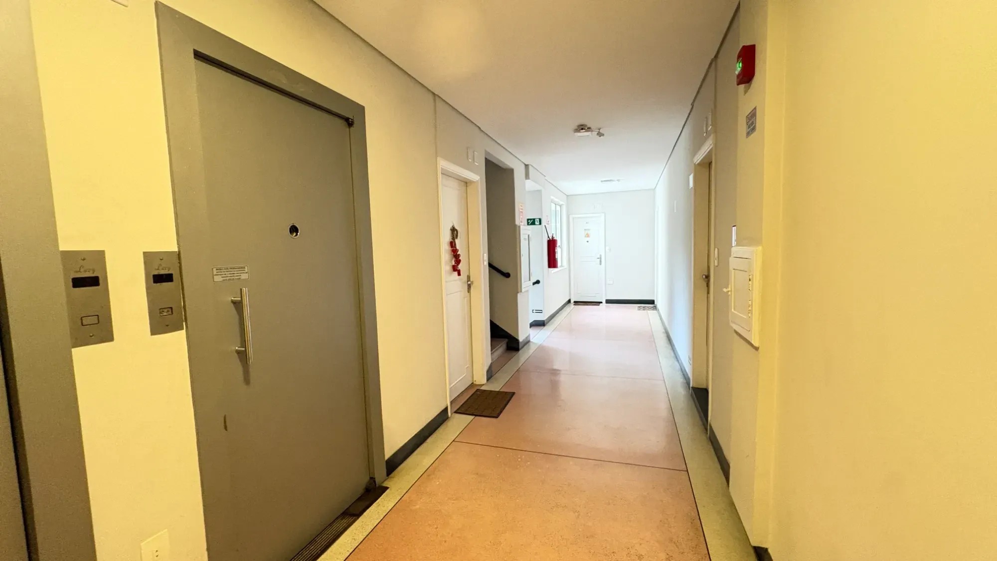 Imagem Apartamento com 2 Quartos para Alugar, 82 m² em Embaré - Santos