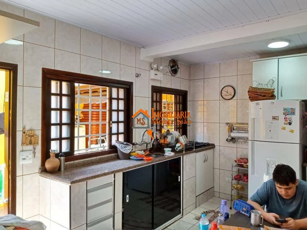 Imagem Casa com 3 dormitórios à venda, 194 m² por R$ 689.000,00 - Vila Rosália - Guarulhos/SP