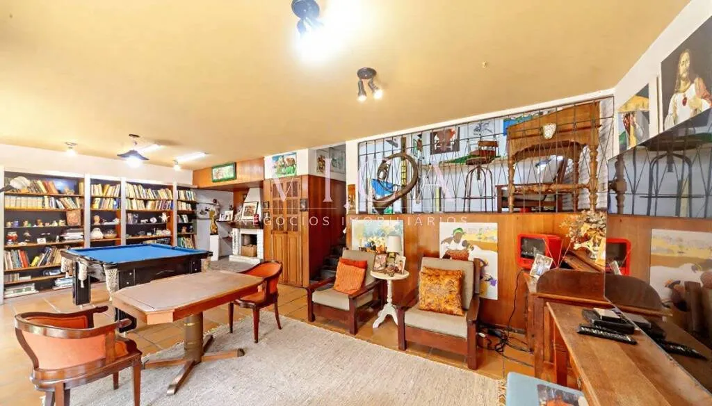 Imagem Casa com 3 dormitórios a venda, 250m² por R$ 2.499.000,00 - Alphaville/SP
