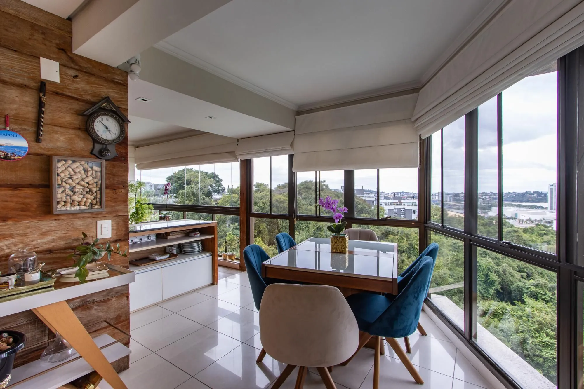 Imagem EXCELENTE APARTAMENTO COM VISTA LIVRE PARA O GUAÍBA!!