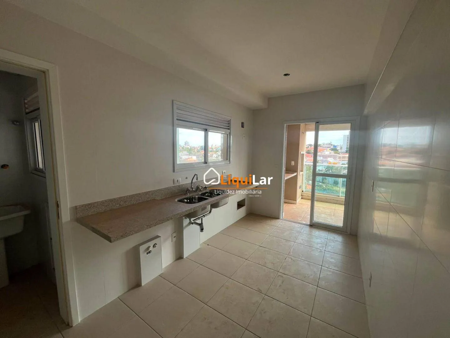 Imagem Apartamento Novo à Venda em Frente ao Shopping Campo Grande com 142 m², 3 Suítes, Sacada Gourmet e 2 Vagas