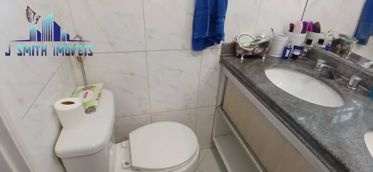 Imagem CASA 4 DORMS, 2 SUÍTES, QUINTAL GRANDE, 4 VAGAS. LAZER NO CONDOMÍNIO