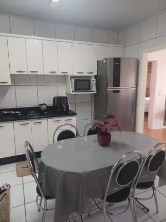 Imagem Casa para Venda em Concórdia, Centro, 2 dormitórios, 1 suíte, 2 banheiros, 1 vaga