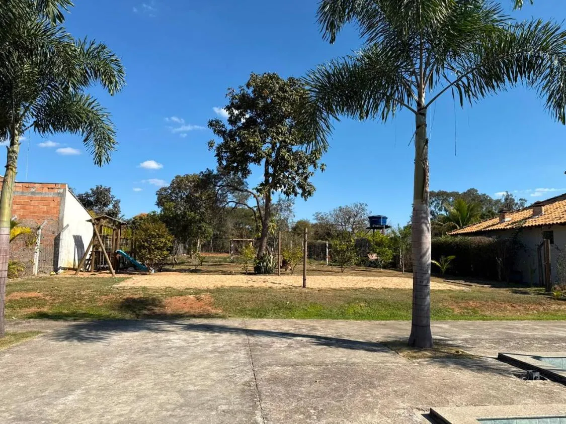 Imagem CASA DE ALTO PADRÃO À VENDA NA BARRAGEM CARMO DO CAJURU/MG, com 1.555 m²