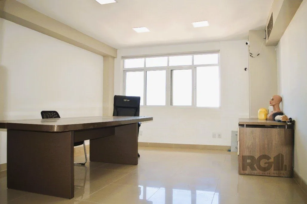 Imagem ANDAR INTEIRO NA GALERIA MALCOM 22º - SALA COMERCIAL LINDA E REFORMADA