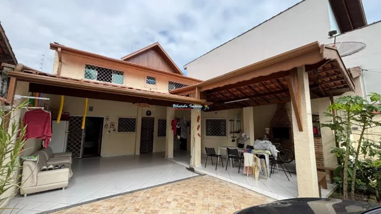 Imagem Casa com Ótima Localização Praia do Perequê Açu